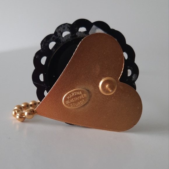 Martha Sturdy brooch - Picture 3 of 3